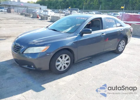 2008 Toyota Camry Xle V6 z USA, uszkodzony, nr VIN 4T1BK46K98U069644